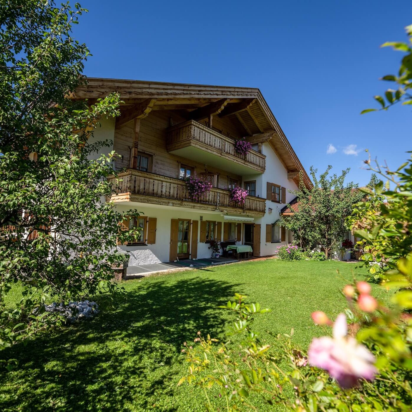 Gäsethaus Elisabeth - Ferienwohnungen in der Alpenwelt Kartwendel