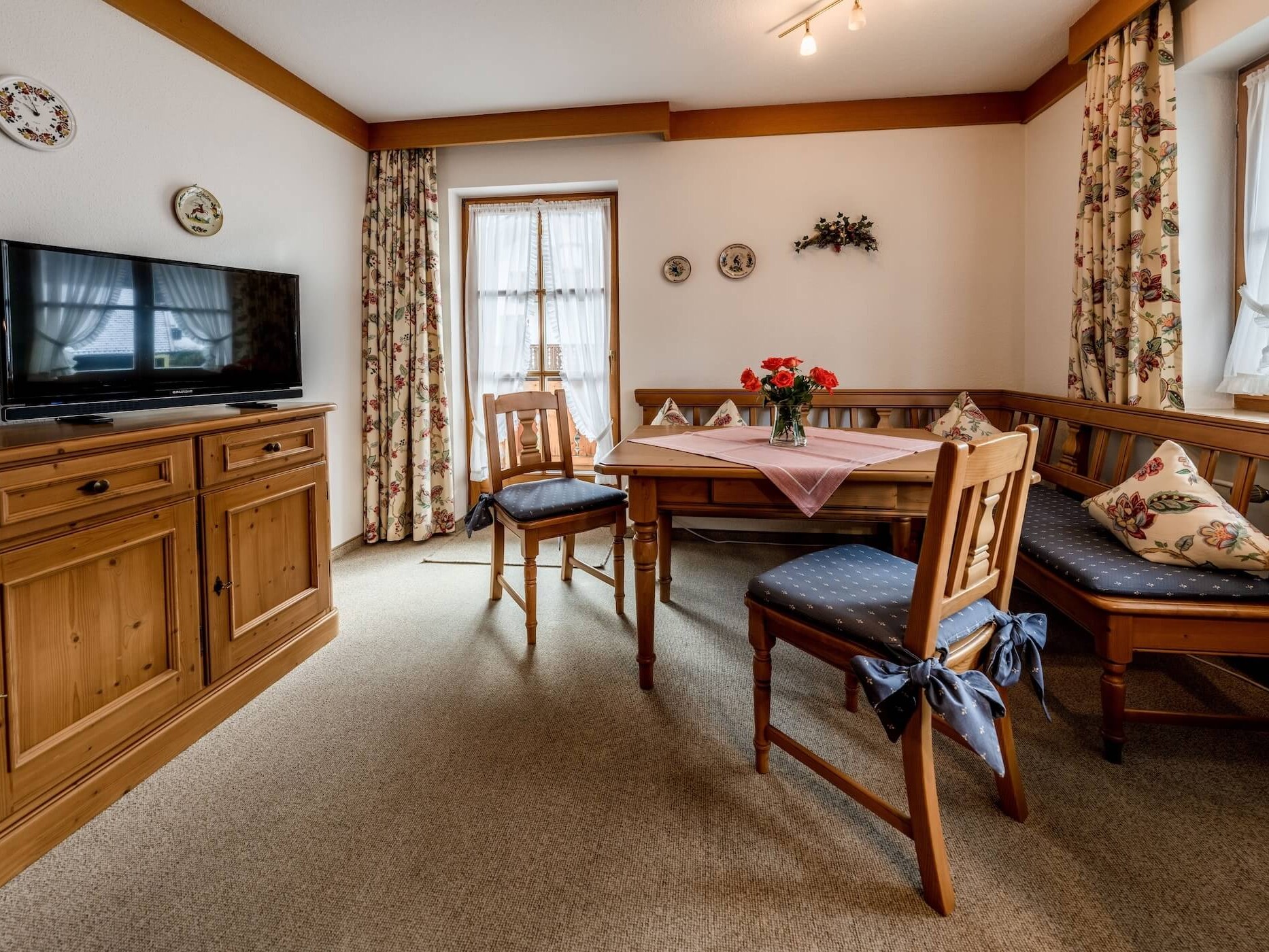 Alpenrose Ferienwohnungen Mittenwald - Haus Elisabeth