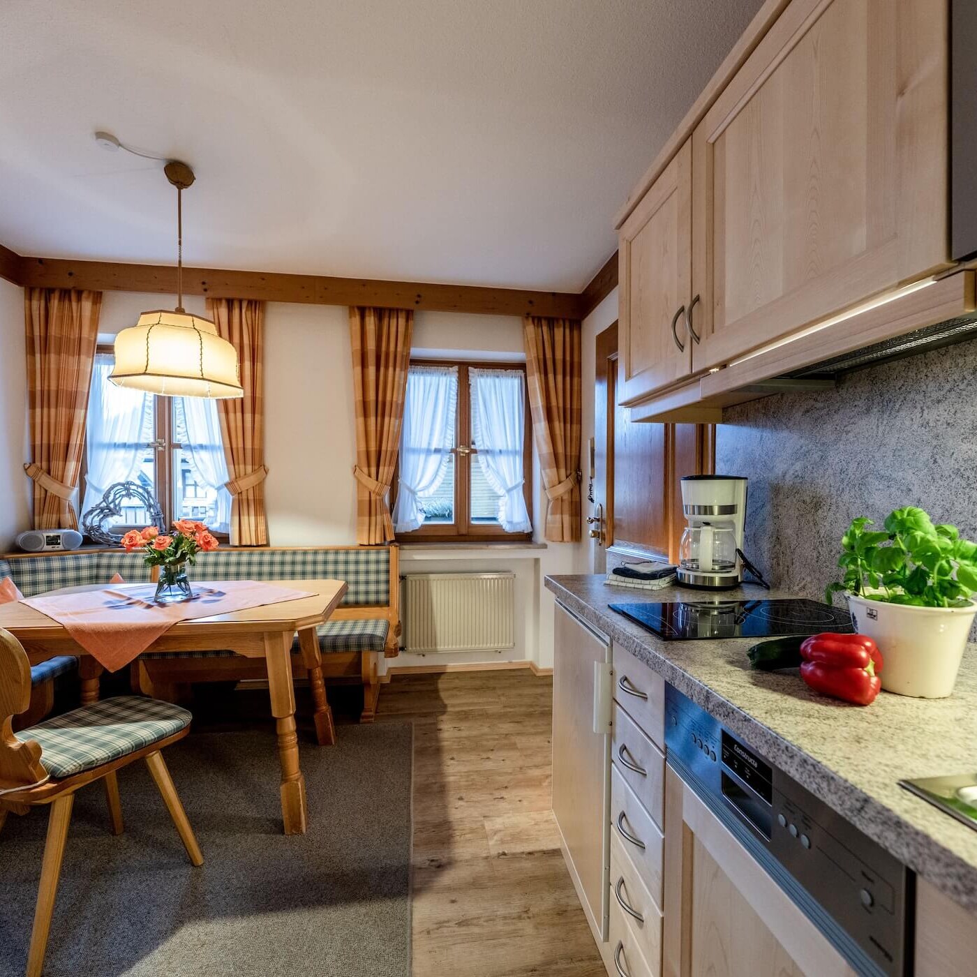 Edelweiß Ferienwohnungen Mittenwald - Haus Elisabeth